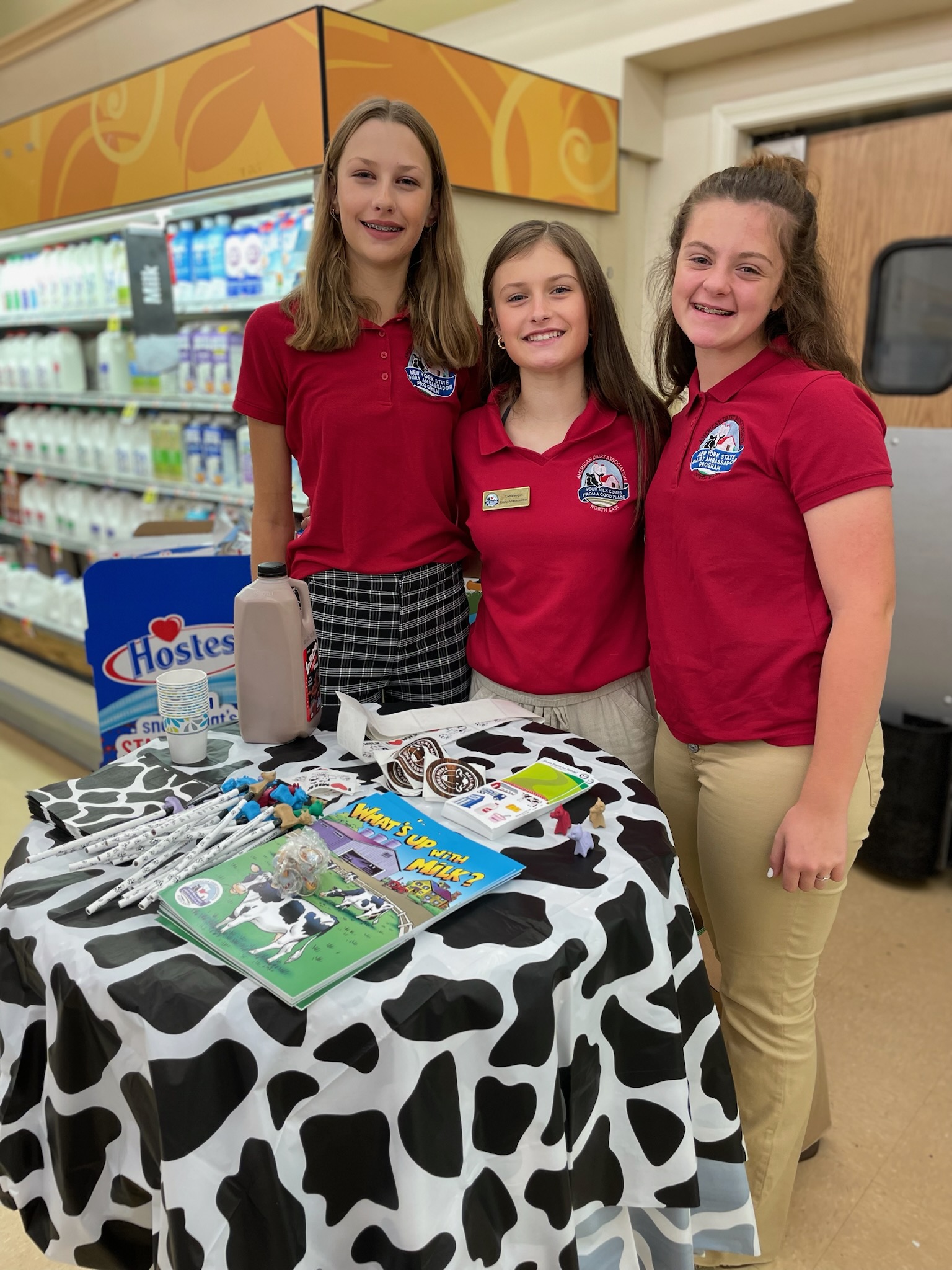 Cattaraugus Dairy Ambassadors On Hand At Tops Market News, Sports